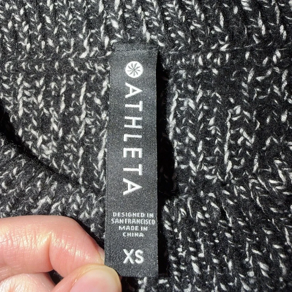 Athleta Sierra Crew Sweater XS Black Gray Wool Blend Swing A-Line